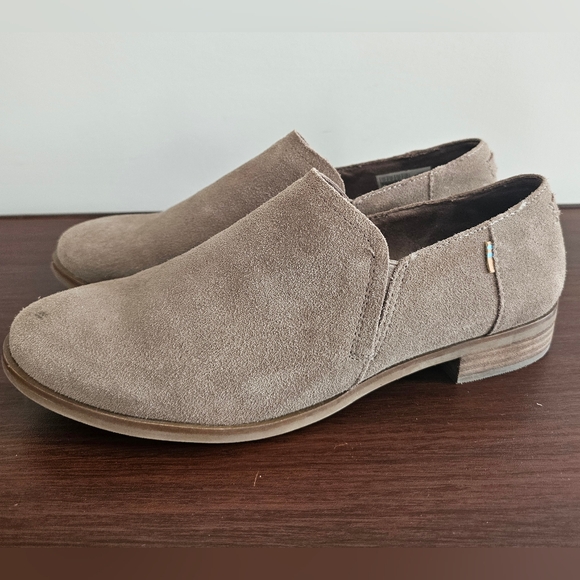 Other - TOMS Shaye Slip On Desert Taupe Suede Low Booties, Shoes